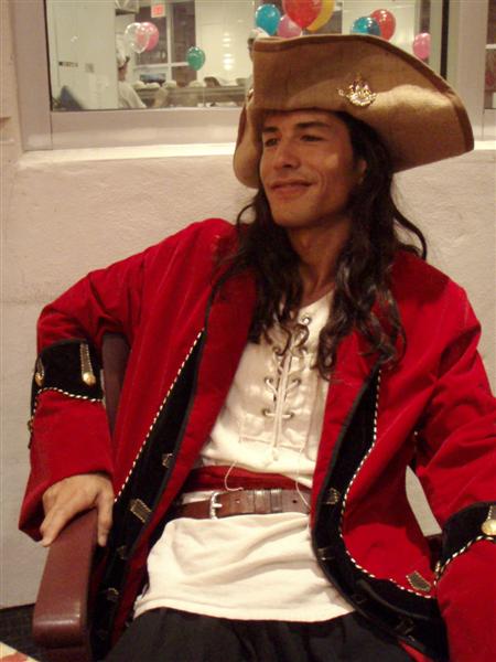 vic the pirate.JPG