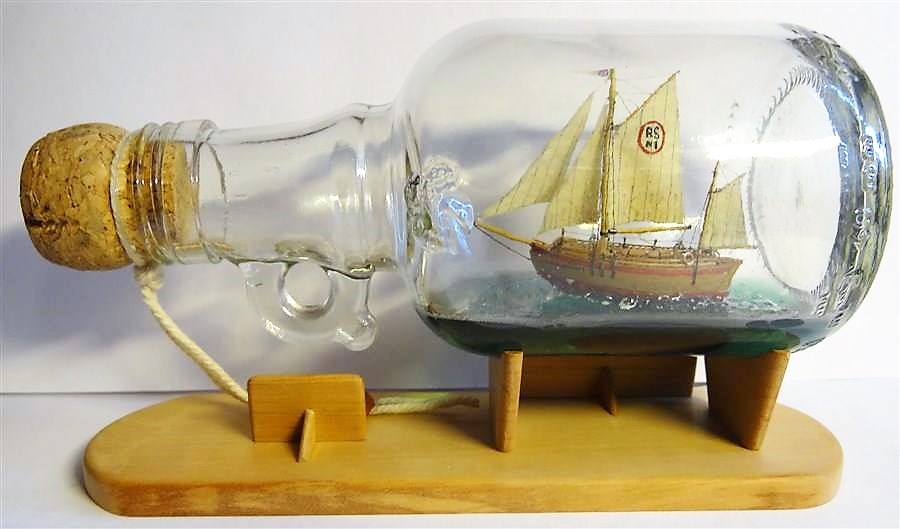 Colin Archer in a Bottle
